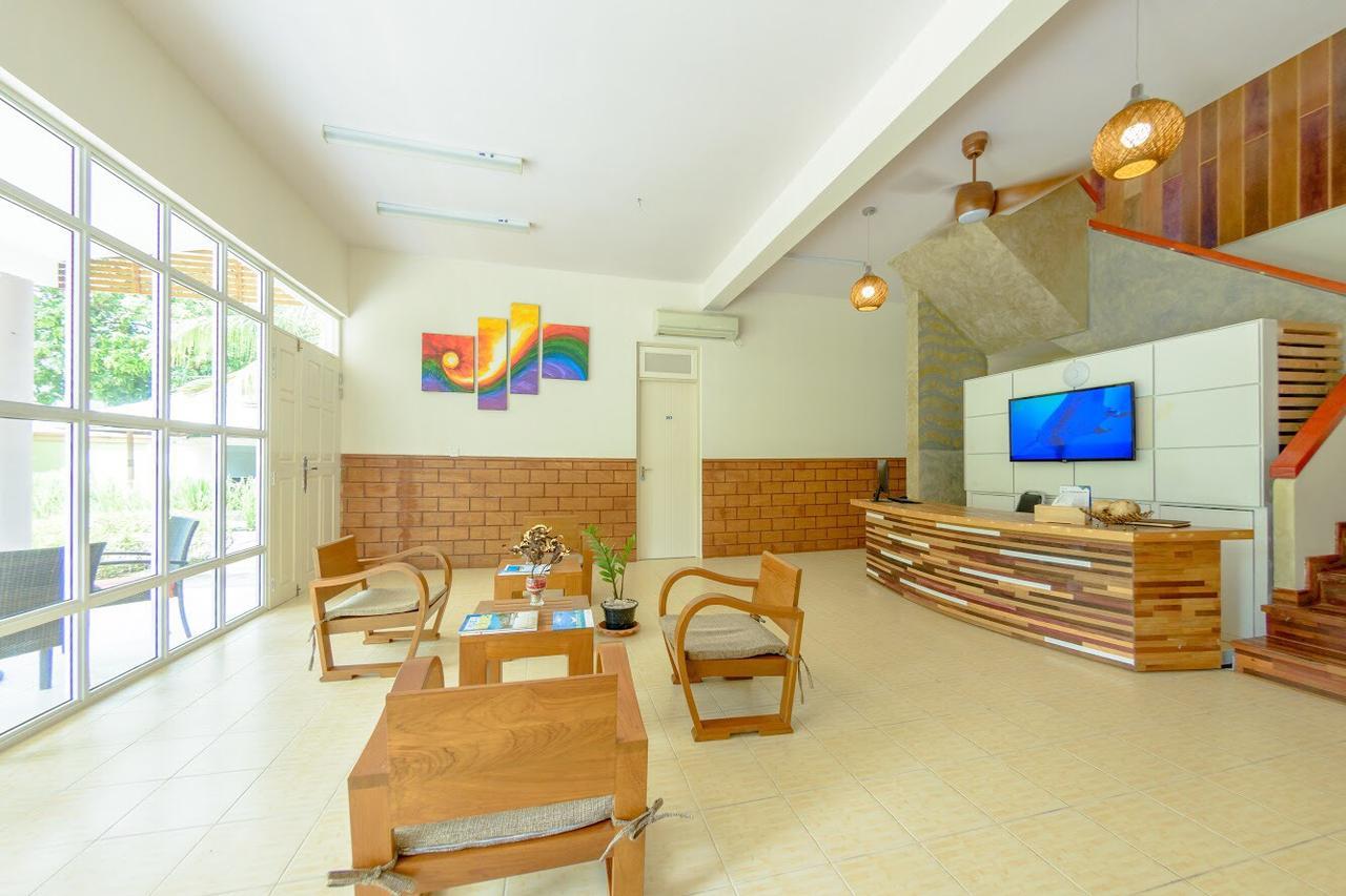Veyli Residence Maldives, Fuvahmulah Addu City Exterior photo